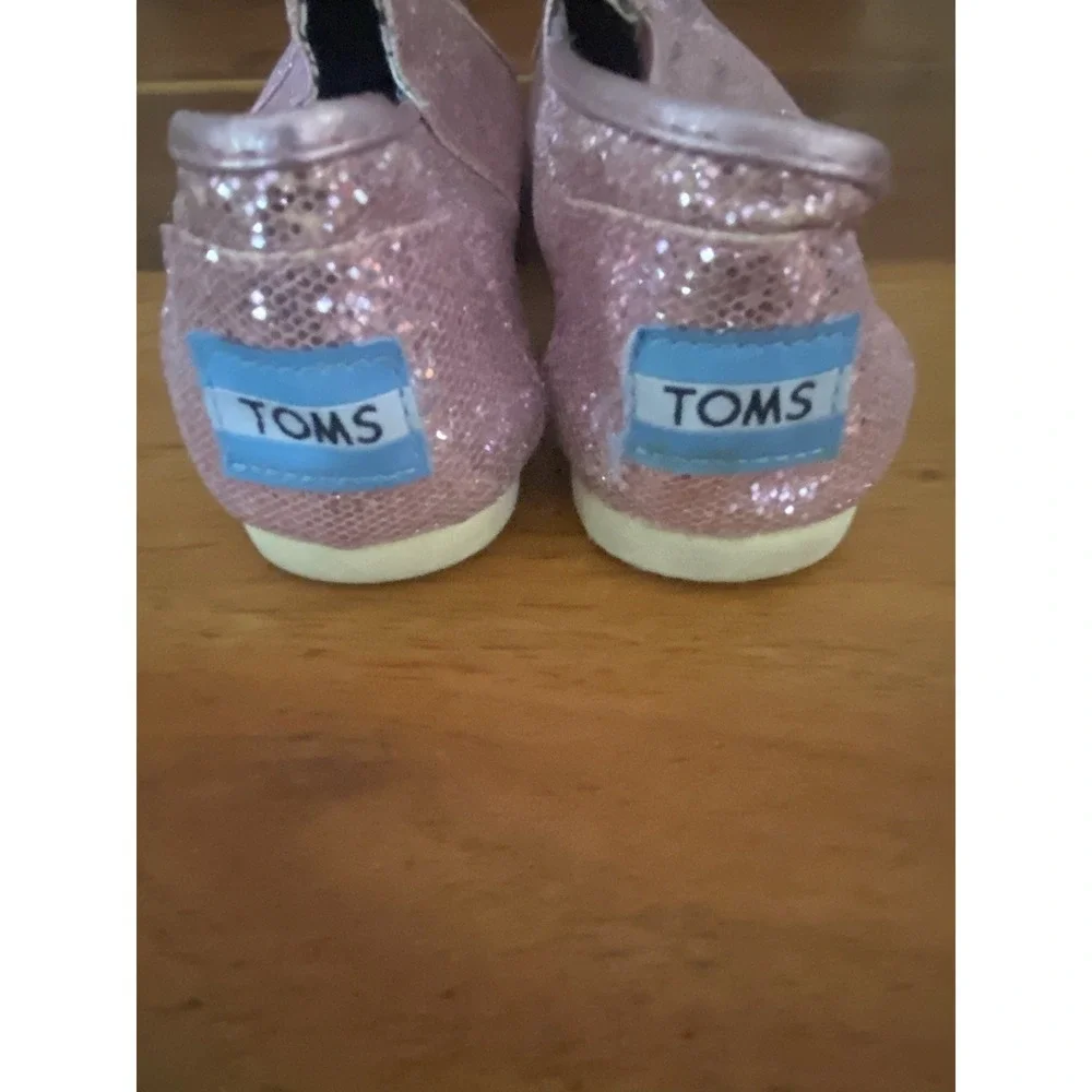 Toms pair y2